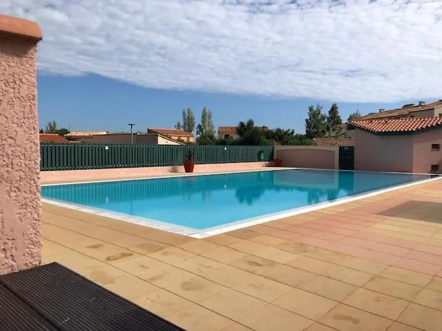 Hameau Des Capellans Duplex Avec Superbe Vue Marina Piscine Wifi Gratuit Parking Gratuit *