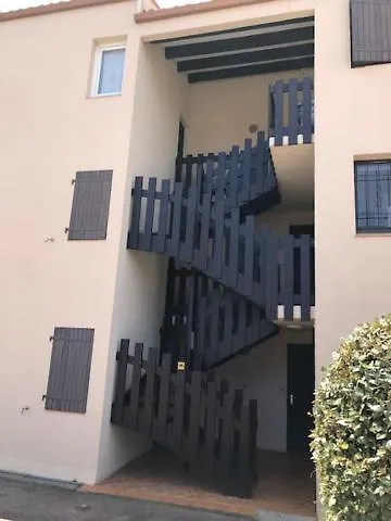 Hameau Des Capellans Duplex Avec Superbe Vue Marina Piscine Wifi Gratuit Parking Gratuit