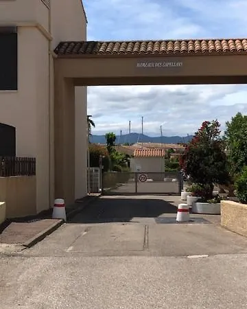 Apartment Hameau Des Capellans Duplex Avec Superbe Vue Marina Piscine Wifi Gratuit Parking Gratuit Saint-Cyprien (Pyrenees-Orientales)